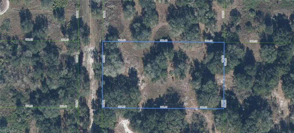 A VACANT LOT IN AVON PARK IN HIGHLANDS COUNTY!!!