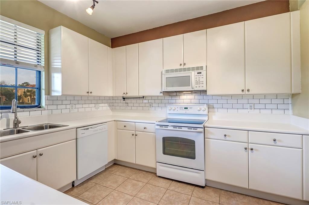 Enjoy the beautiful lake and fountain view from the large, screened lanai of this very well-maintained 3 bedroom 2.5 bathroom townhome in the gated community of Bristol Pines. First floor has porcelain tile with carpet in the bedrooms and tile in all bath. Lots of storage space in the garage and laundry room. Community has low fees that include a bundled Comcast package with cable, X1, DVR and fiber optic high speed internet. Bristol Pines features a newly renovated clubhouse, fitness center with recently replaced equipment, tropical pool and spa and more!