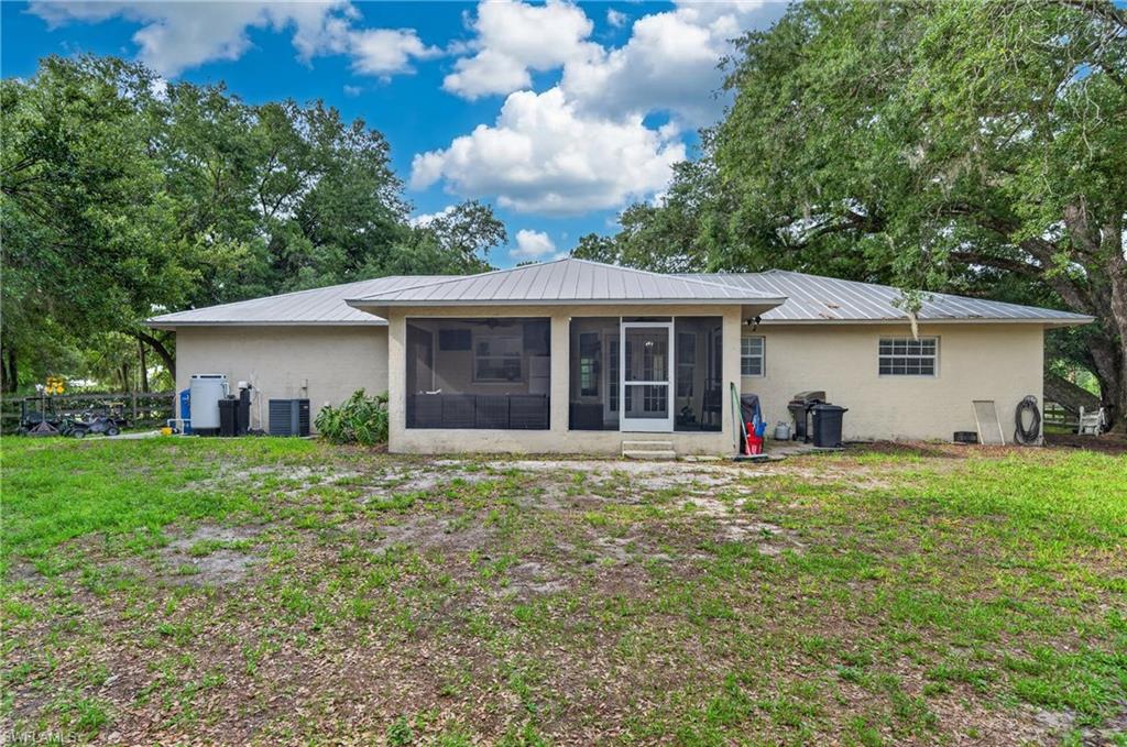 ACREAGE - Residential