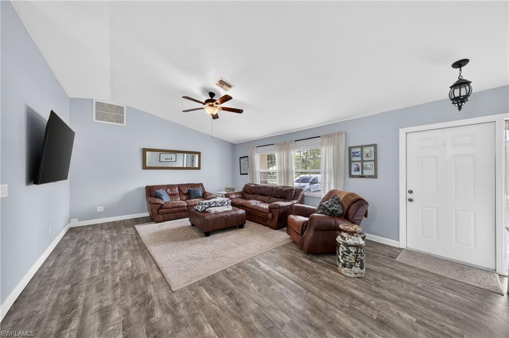 ACREAGE - Residential
