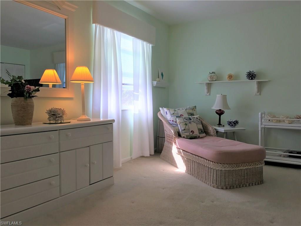 MARCO BEACH - Residential