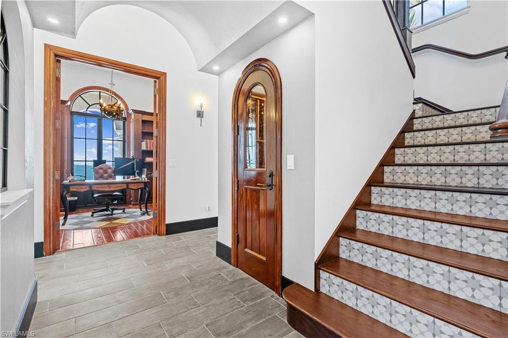 SEMINOLE ESTATES - Residential