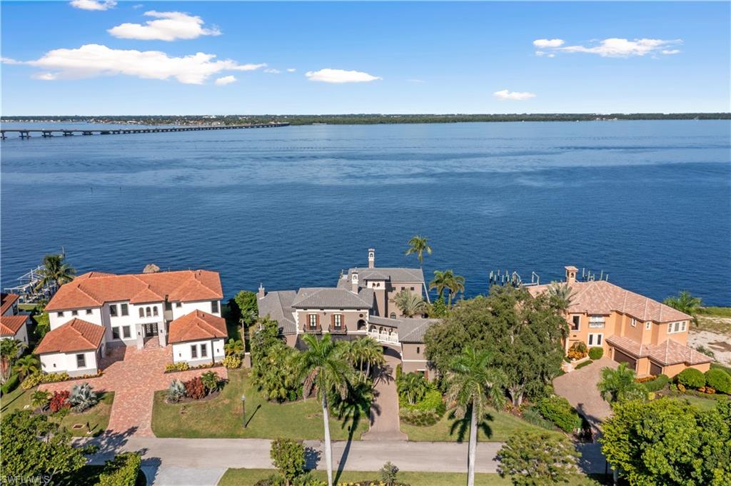 SEMINOLE ESTATES - Residential