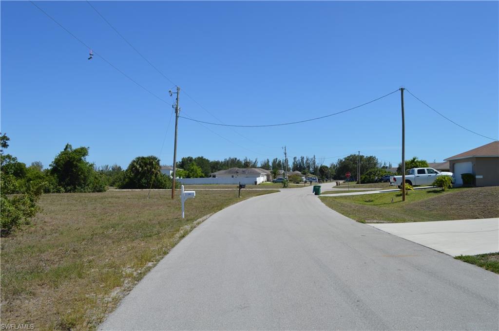 CAPE CORAL - Land