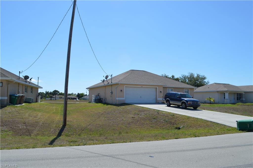 CAPE CORAL - Land
