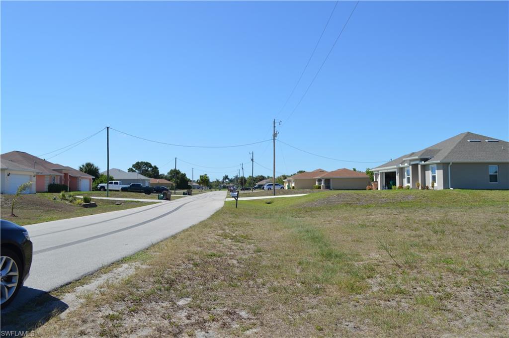 CAPE CORAL - Land
