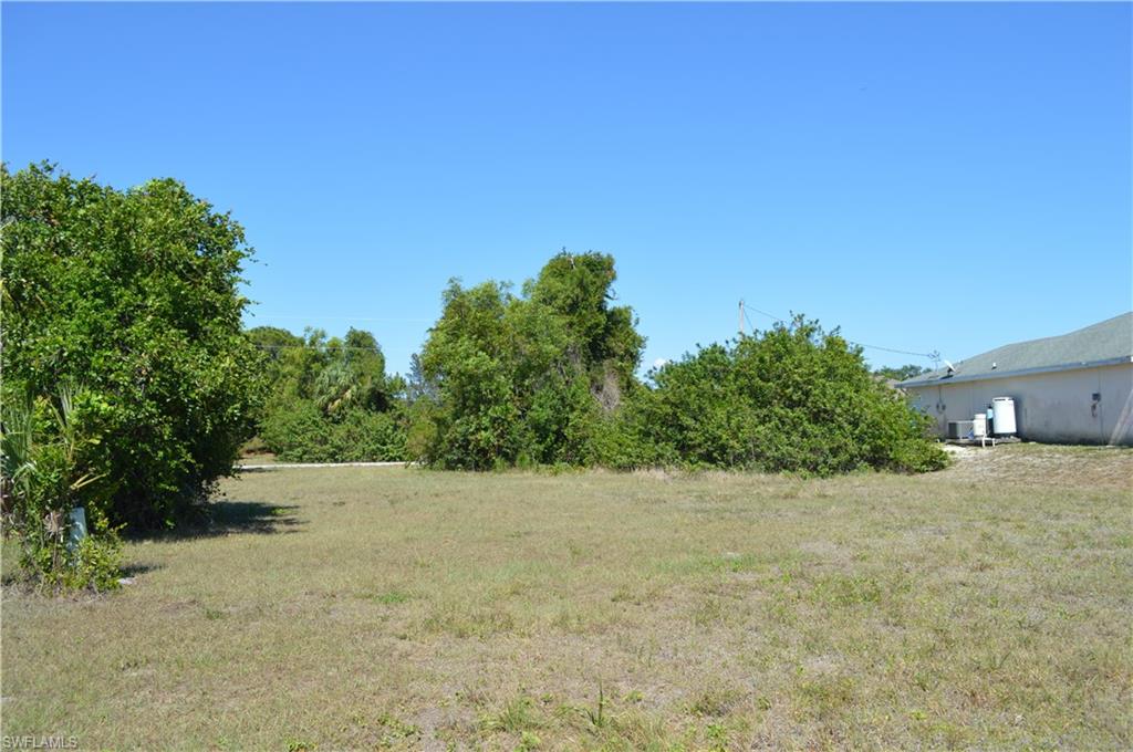 CAPE CORAL - Land