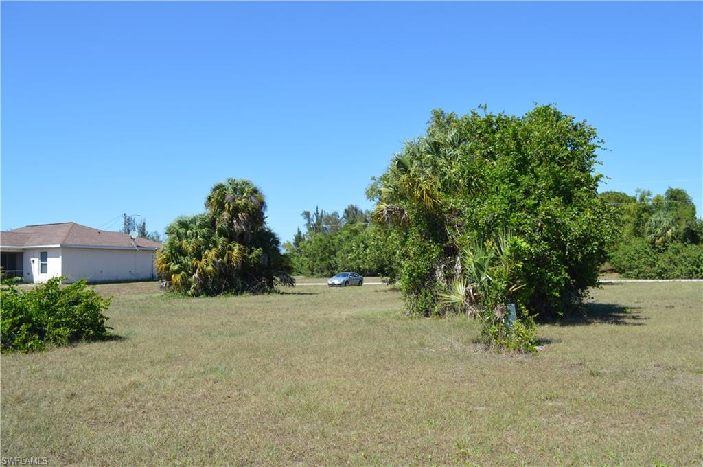 CAPE CORAL - Land