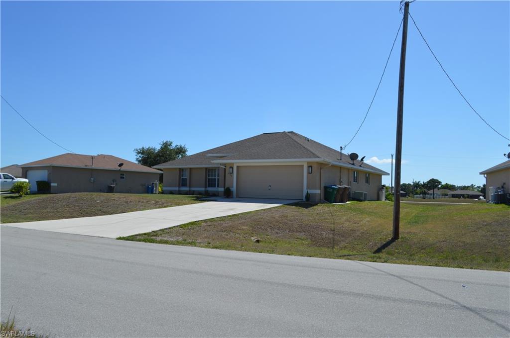 CAPE CORAL - Land