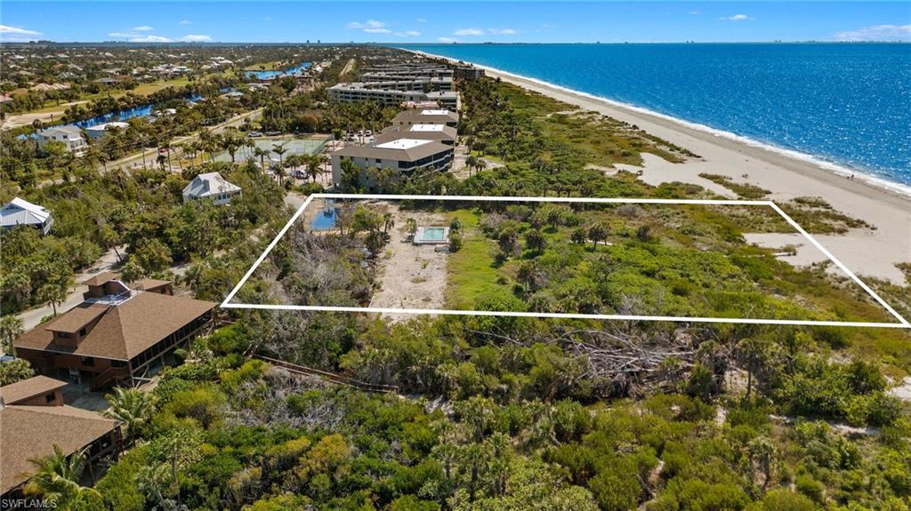 CLAMSHELL CONDO - Land