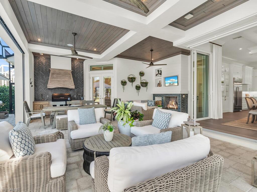 MARCO ISLAND - Residential