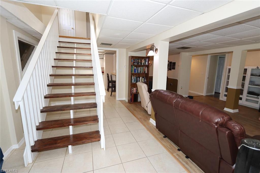DEER RUN FARMS - Residential