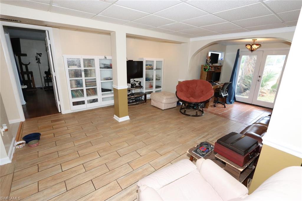 DEER RUN FARMS - Residential