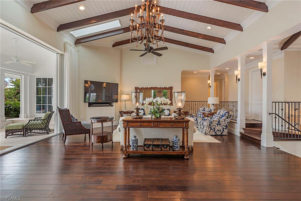 AQUALANE SHORES - Residential