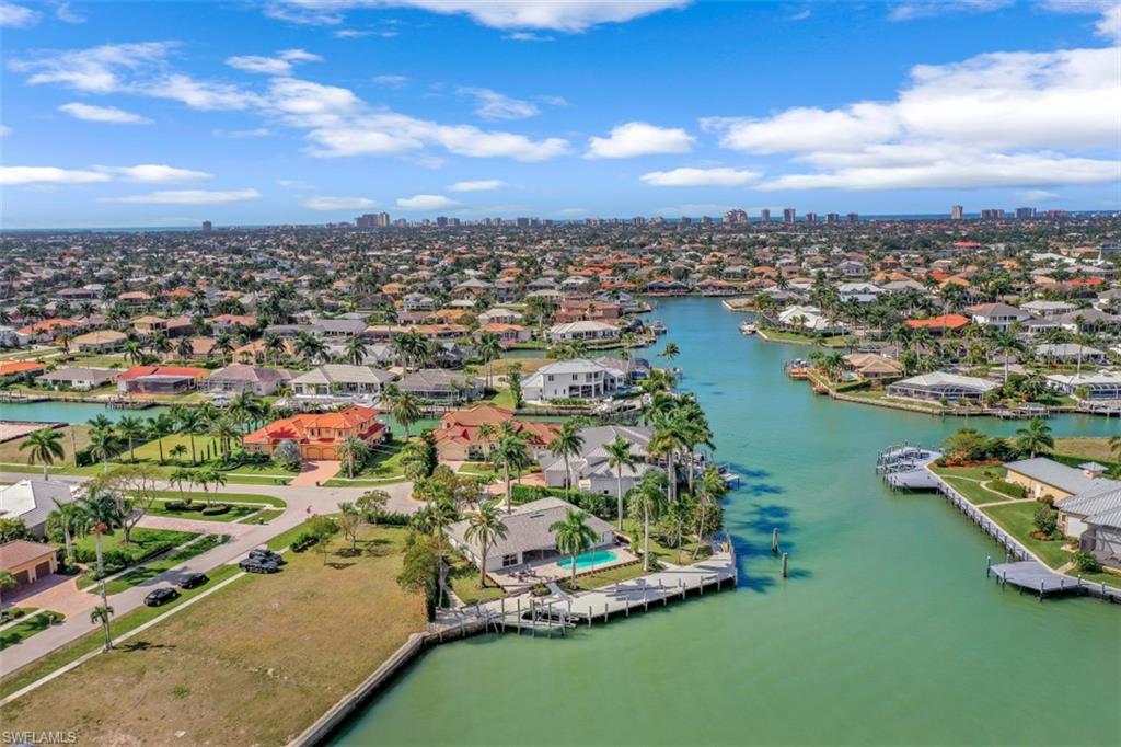 MARCO BEACH - Residential