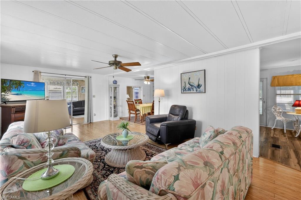 FOREST PARK MOBILE HOME - Residential