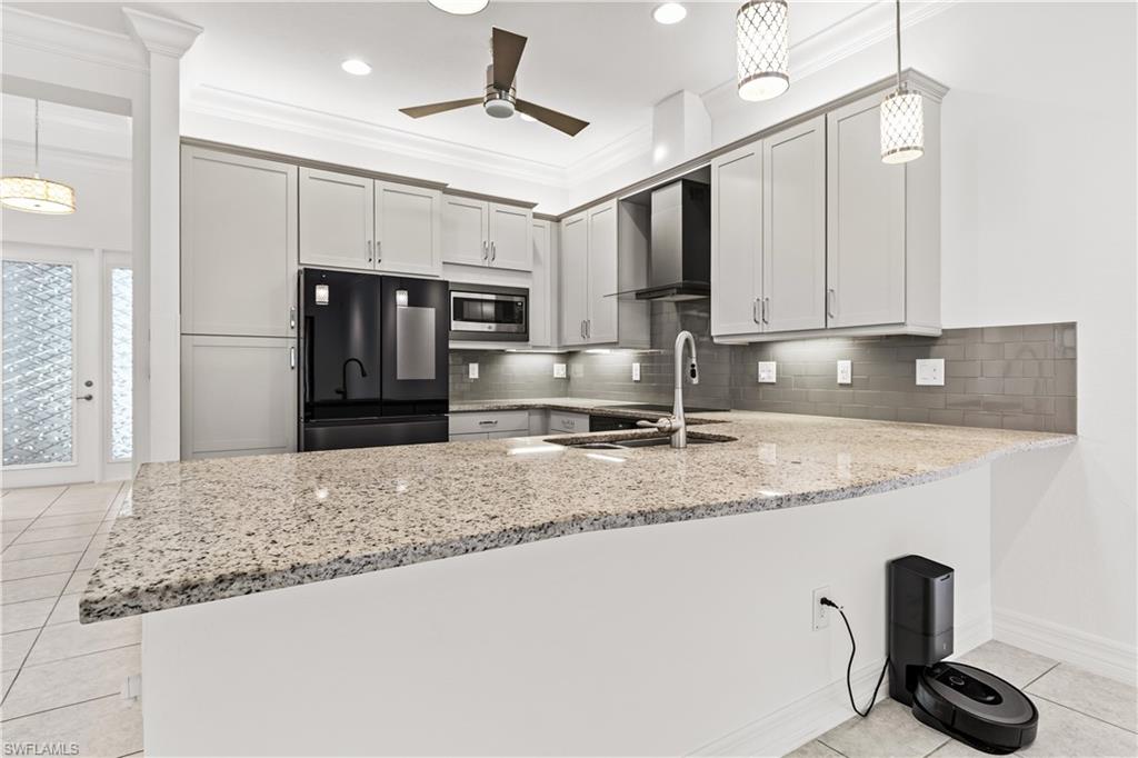 MARINA BAY - Residential Lease