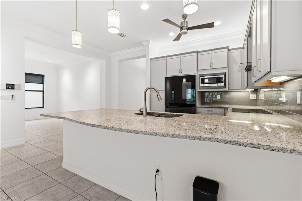 MARINA BAY - Residential Lease