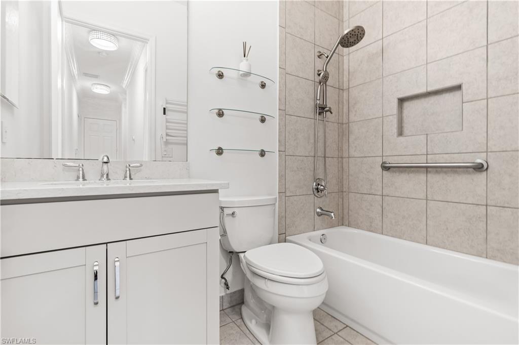 MARINA BAY - Residential Lease
