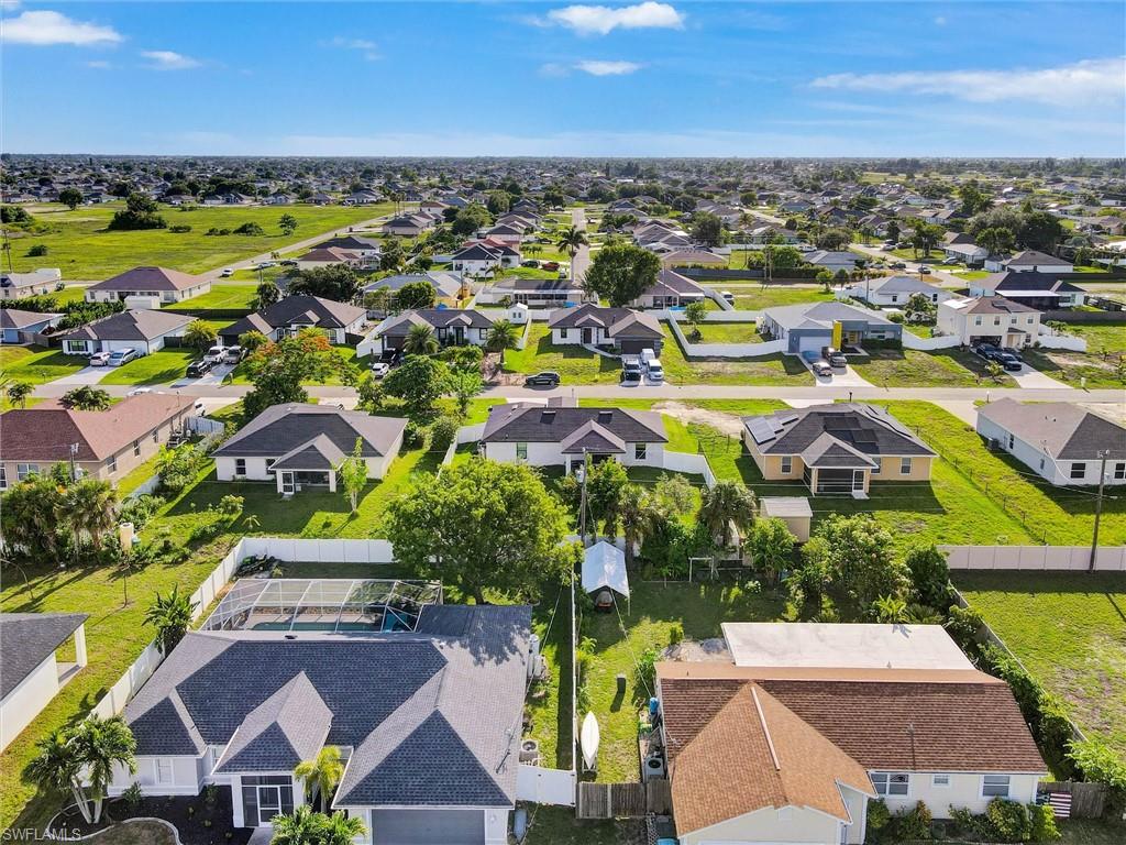 CAPE CORAL - Residential