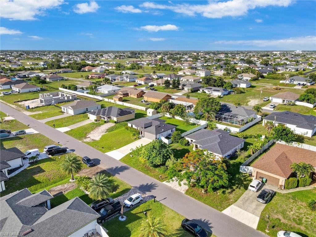 CAPE CORAL - Residential