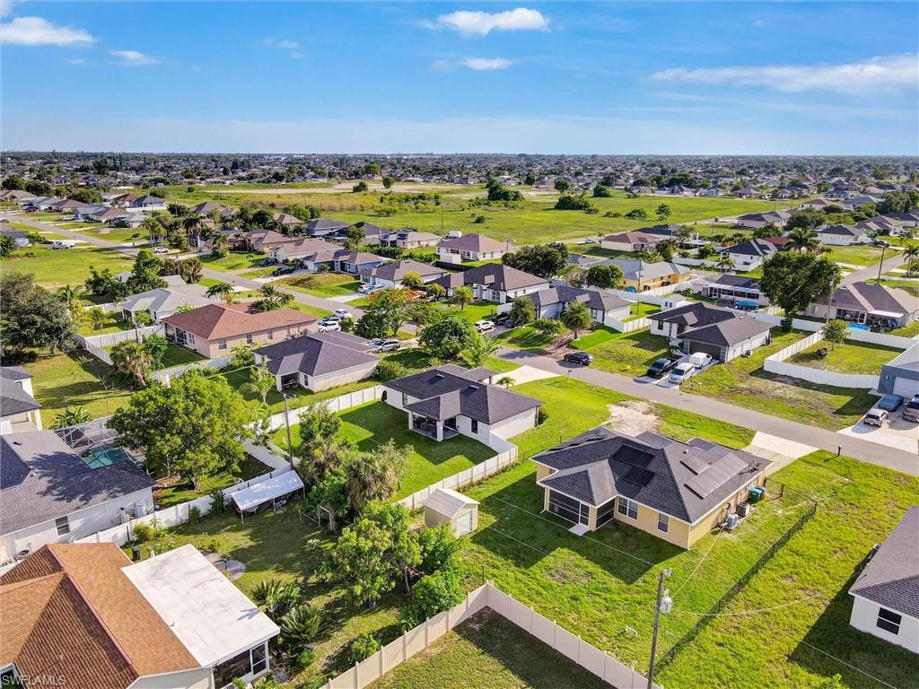 CAPE CORAL - Residential