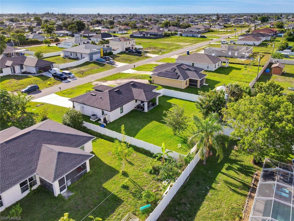 CAPE CORAL - Residential
