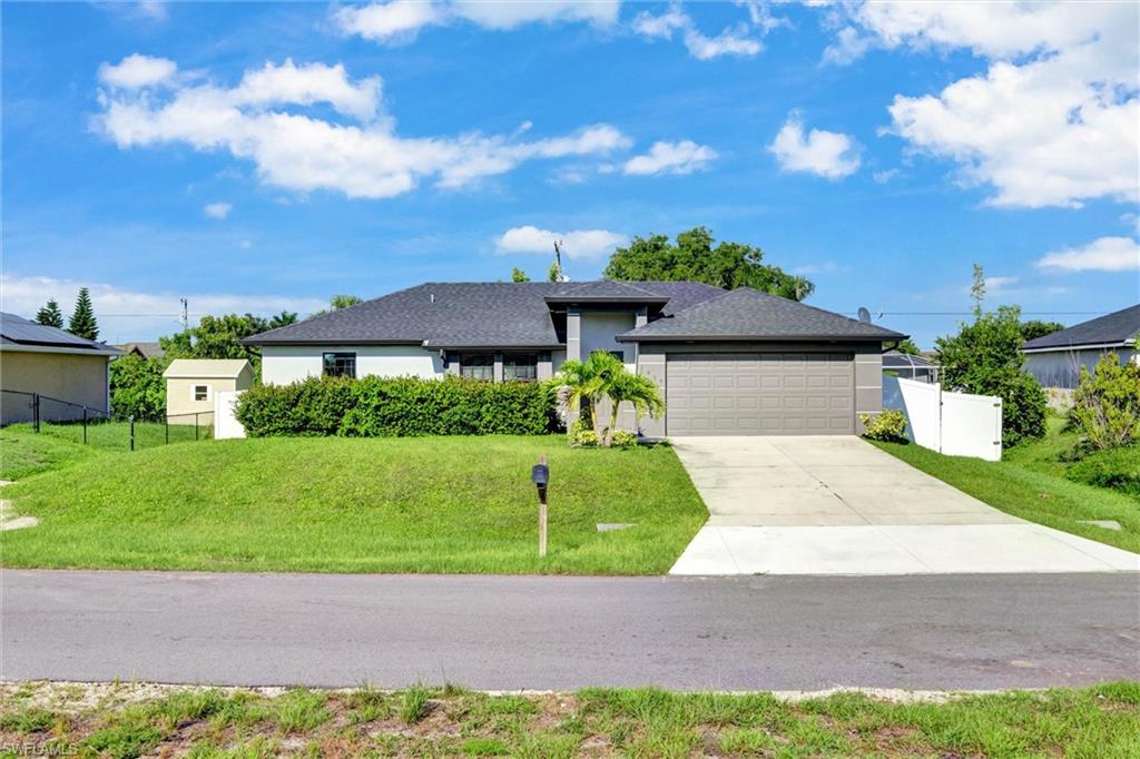 CAPE CORAL - Residential