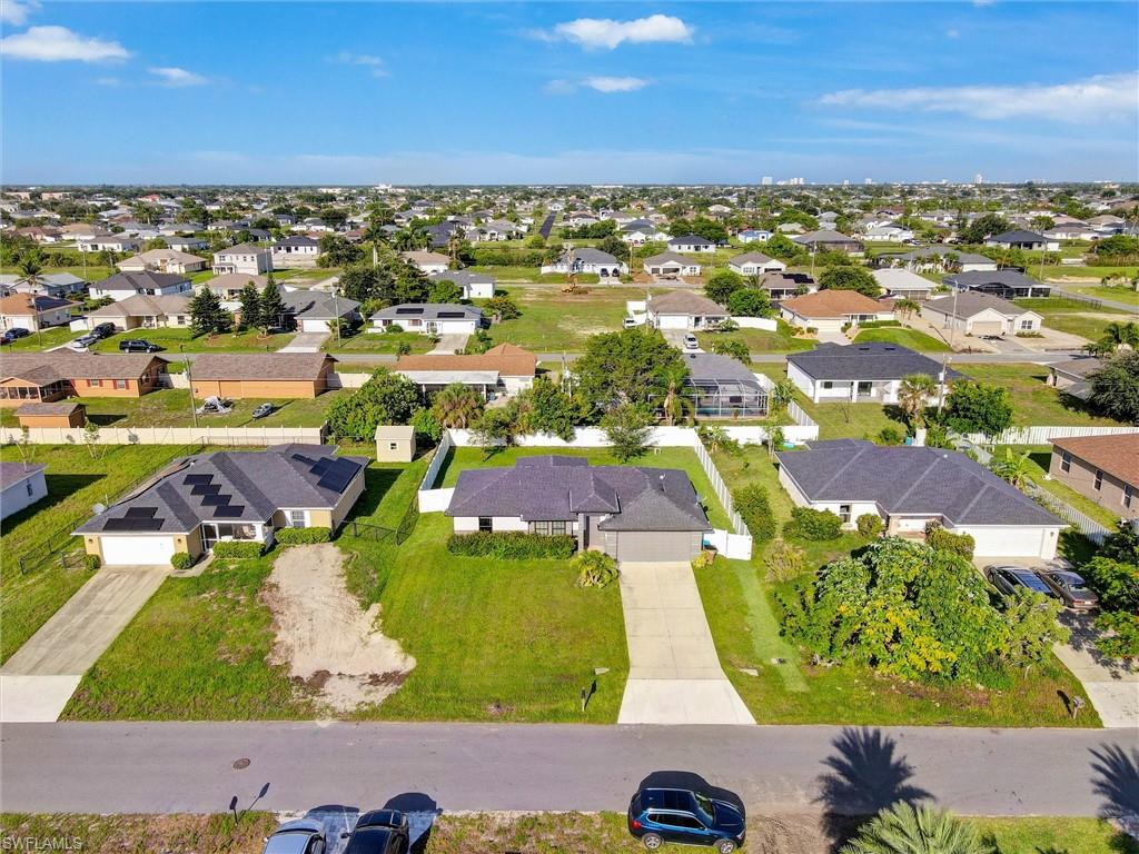 CAPE CORAL - Residential