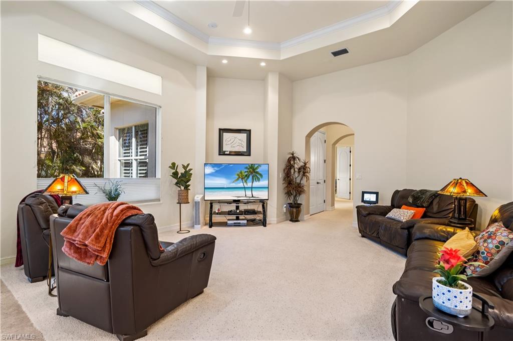 EDGEWATER - Residential