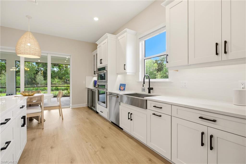 ESPLANADE LAKE CLUB - Residential
