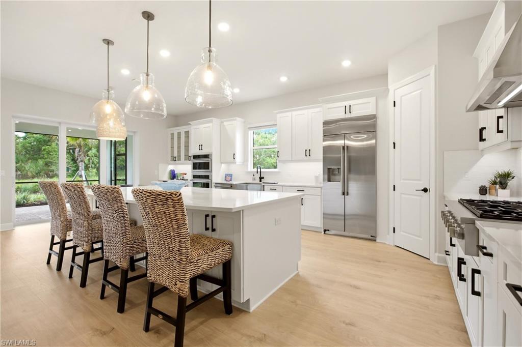 ESPLANADE LAKE CLUB - Residential