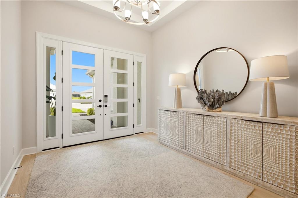 ESPLANADE LAKE CLUB - Residential