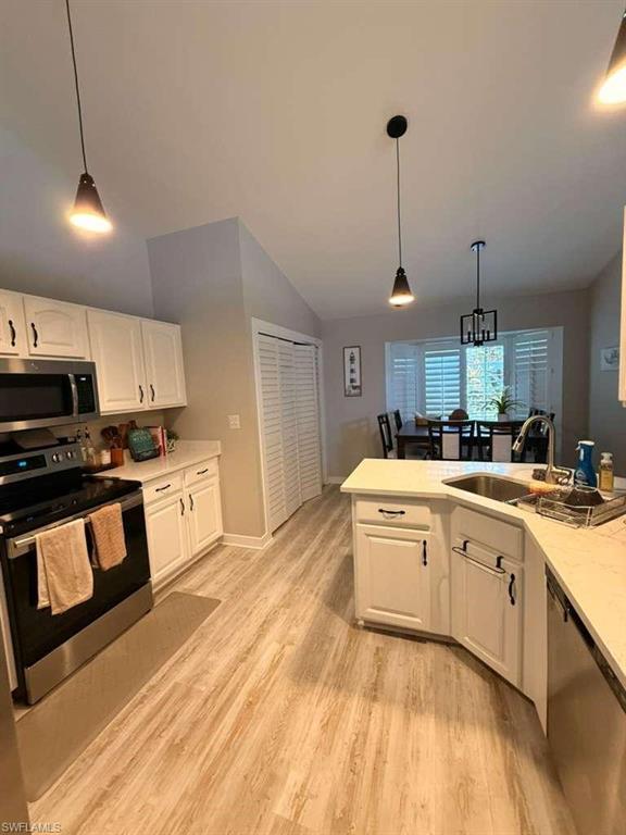KINGS LAKE - Residential