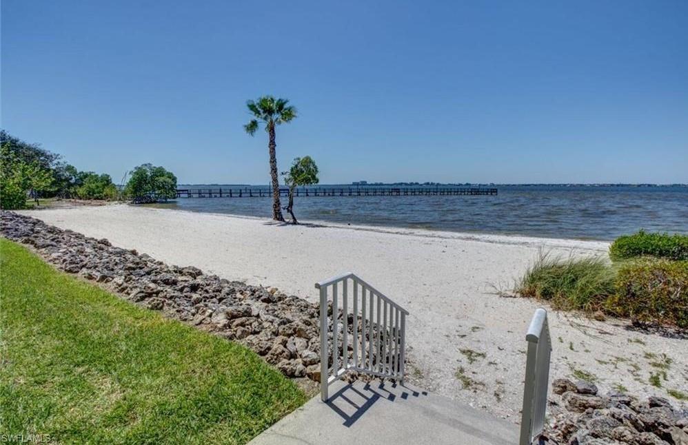 SEA BREEZE LOFTS CONDOMINIUM - Residential