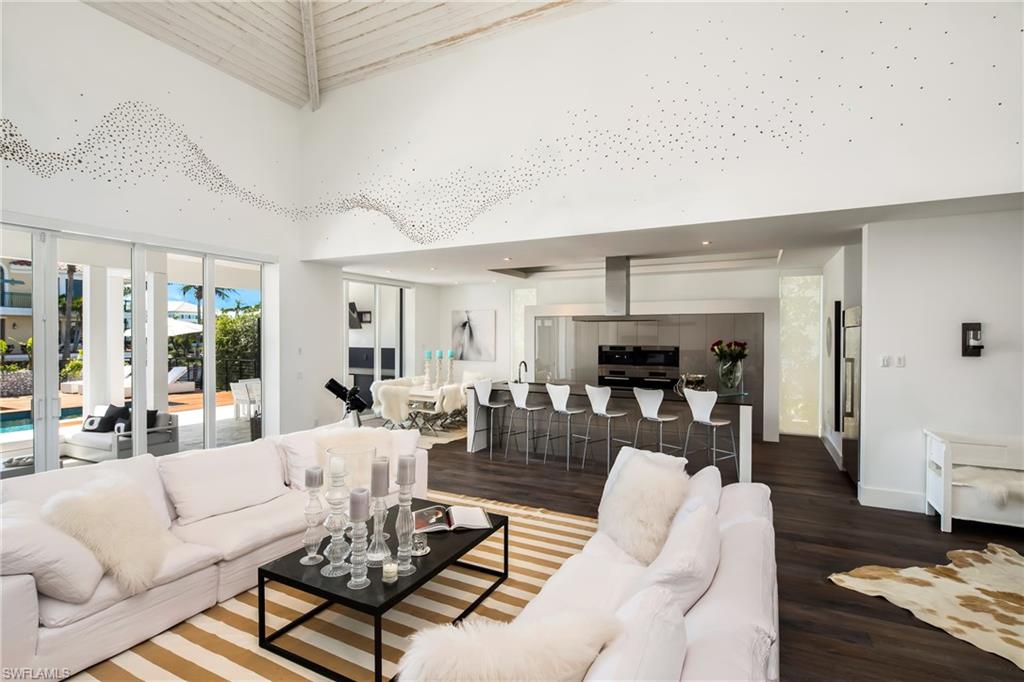 GOLDEN SHORES - Residential