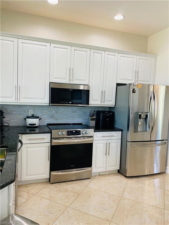NORTH NAPLES ESTATES - Residential