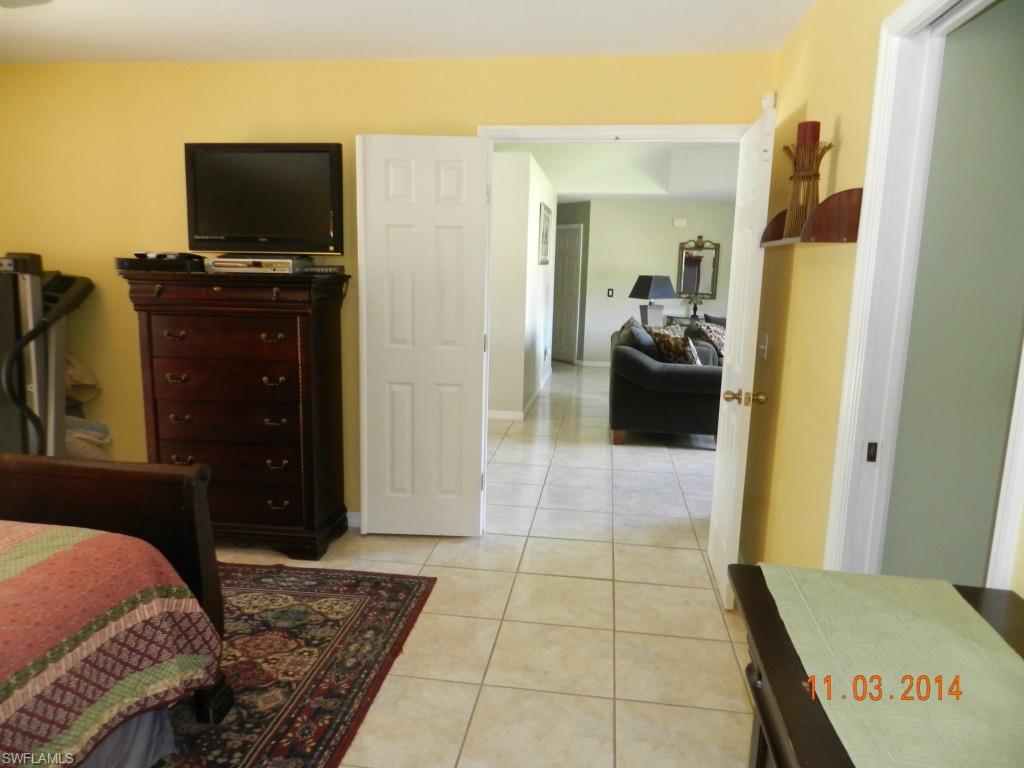SAN CARLOS PARK - Residential