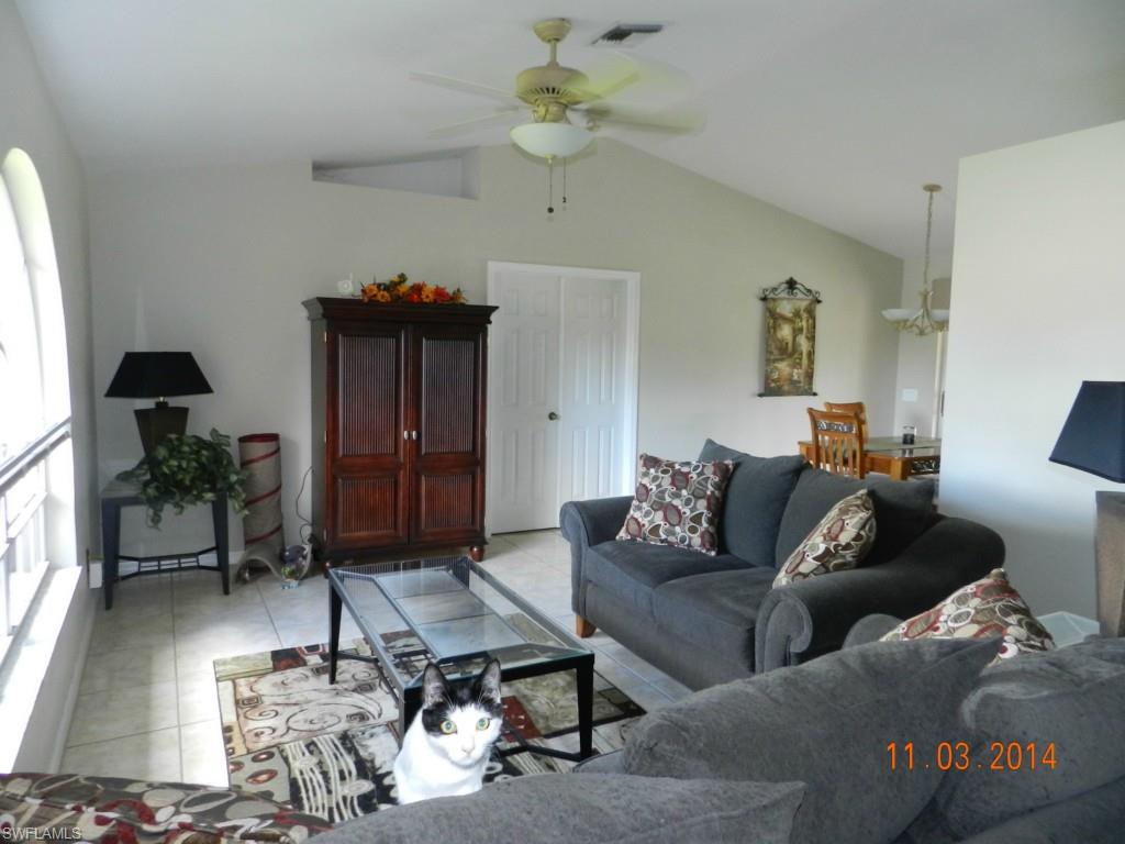 SAN CARLOS PARK - Residential