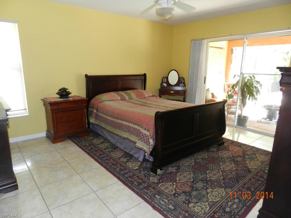 SAN CARLOS PARK - Residential