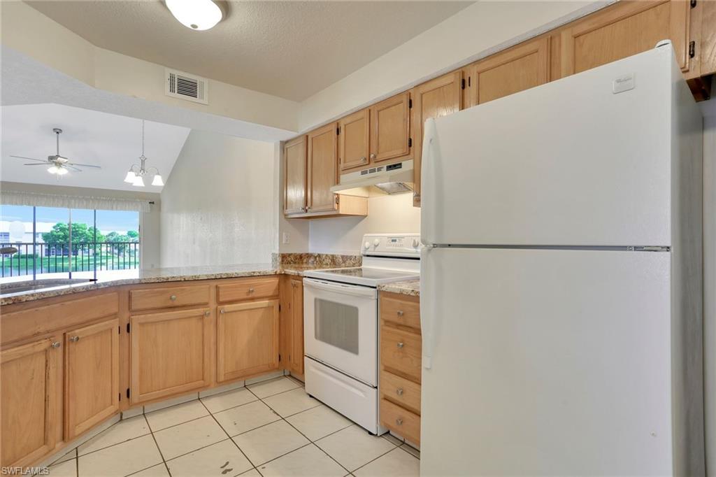 VICTORIA LAKES - Residential