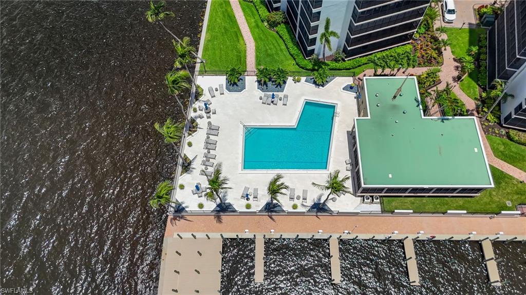 POINTE ROYALE - Residential