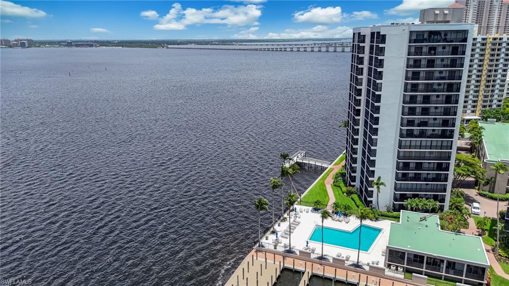 POINTE ROYALE - Residential