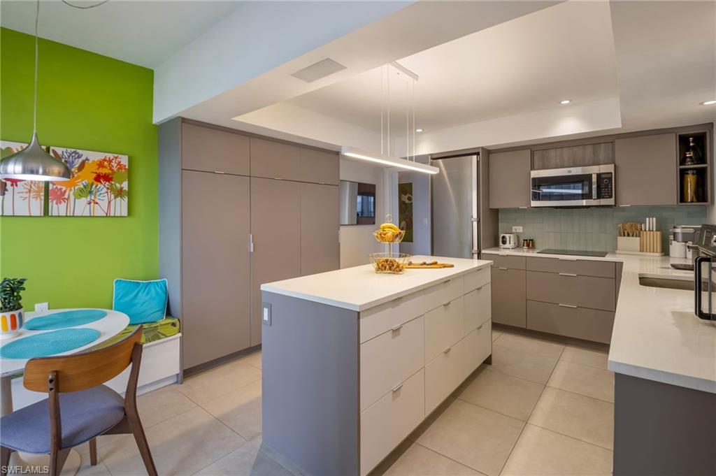 POINTE ROYALE - Residential
