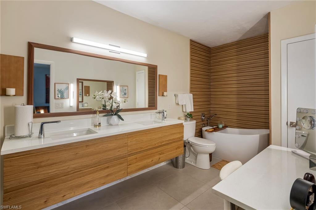 POINTE ROYALE - Residential