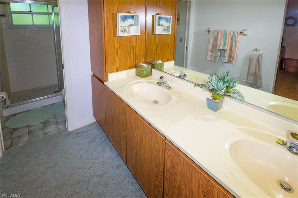SAGAMORE COURT - Residential