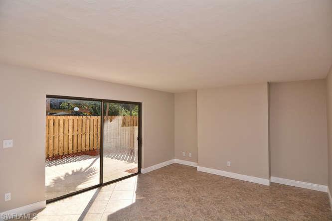 PARKWOODS TOWNHOUSE COMMUNITY - Residential