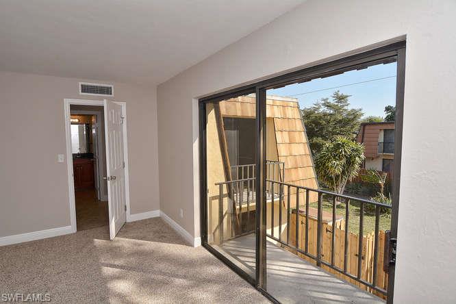 PARKWOODS TOWNHOUSE COMMUNITY - Residential