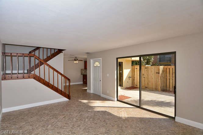 PARKWOODS TOWNHOUSE COMMUNITY - Residential