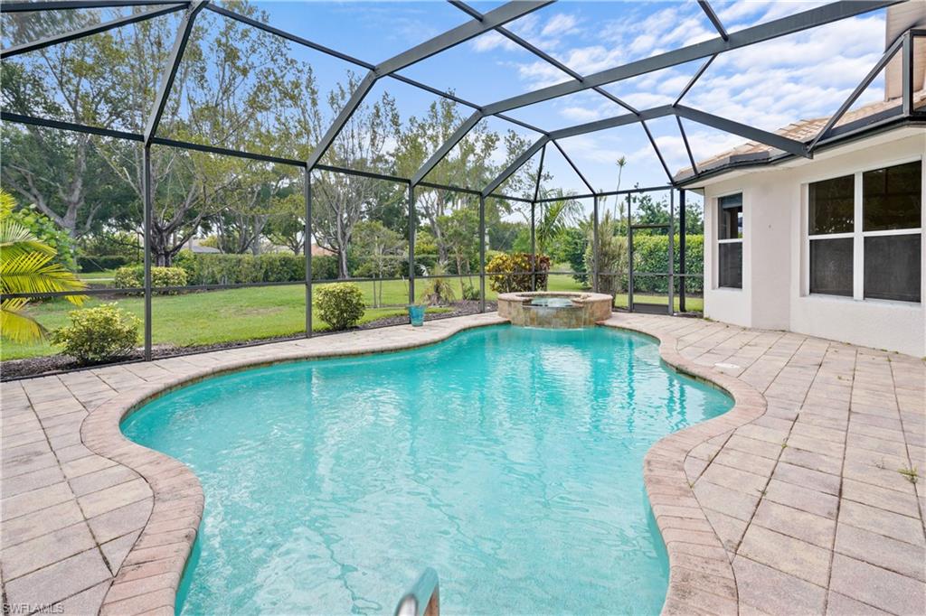 BELLE LAGO - Residential